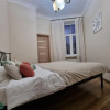 Отель Art Deco One-Bedroom Suite in Library House with Free 5G WiFi, фото 6