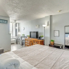 Отель Daytona Beach Condo w/ Balcony: 5 Mi to Speedway!, фото 16