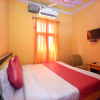 Отель Comfort by OYO Rooms, фото 7