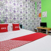 Отель OYO 92759 Penginapan Piji Kembar, фото 10