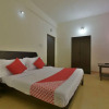 Отель OYO 16945 Om Guest House, фото 15