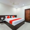 Отель OYO 16048 Sri Raghavendra Inn, фото 15
