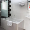Отель LOGIS Hotel Le Rond Point, фото 6