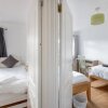 Отель Sulston Lodge 3-Bedroom House, фото 17