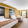 Отель Red Maple inn and suites, фото 7