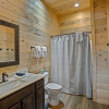 Отель The Hidden Owl Mountain Lodge 5 Bedroom Cabin by RedAwning, фото 35