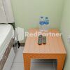 Отель Krucuk Guest House Syariah RedPartner, фото 7