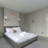 Отель Marvelous 3BR Kennington House w Garden by GuestReady, фото 7