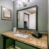 Отель La Quinta Inn & Suites by Wyndham DFW Airport West - Euless, фото 35