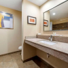 Отель Comfort Suites Monaca, фото 50