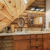 Отель Bearfoot Chalet 3 Bedroom Home by NW Comfy Cabins, фото 4