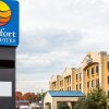 Отель Comfort Inn & Suites, фото 1