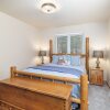 Отель Getaway Moose 3 Bedroom Home by NW Comfy Cabins by Redawning, фото 5