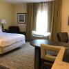 Отель Candlewood Suites Greenville NC, an IHG Hotel, фото 4