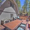 Отель Big Bear Cabin w/ Deck & Arcade Room, Near Skiing, фото 16