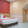 Отель OYO 89691 Hotel Puteri Miqaila, фото 6