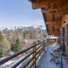 Отель Chalet Capricorne -impeccable Ski in out Chalet With Sauna and Views, фото 10