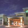 Отель La Quinta Inn & Suites by Wyndham Guthrie, фото 27