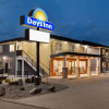 Отель Days Inn by Wyndham 100 Mile House, фото 1