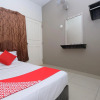 Отель OYO 1153 Heaven Hill Hotel 1, фото 28