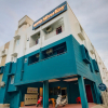 Отель SilverKey Executive Stays 26484 Majjid Nagar, фото 1