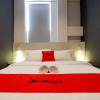Отель RedDoorz Plus near Ciputra Mall Simpang Lima, фото 7