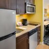 Отель Towneplace Suites Fayetteville North, фото 9