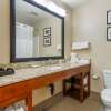 Отель Comfort Inn & Suites Redwood Country, фото 6