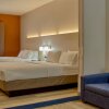 Отель Holiday Inn Express Hotel & Suites BYRAM, an IHG Hotel, фото 7