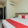 Отель RedDoorz Plus near Palembang Trade Center 2, фото 3