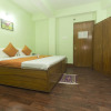 Отель OYO 10883 Pema Thang Residency, фото 7