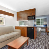 Отель Microtel Inn & Suites by Wyndham Bremen, фото 15