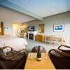 Отель Sidney Waterfront Inn & Suites, фото 13