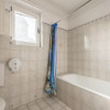 Отель The Lincoln Suites - Central Shabbat Friendly Apartments, фото 8