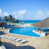 Отель Beachfront Penthouses at Brisas by The Spot, фото 34