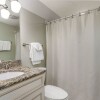 Отель Updated 3 Bedroom Bathroom Villa, 13D Richmond Park Villa, фото 8