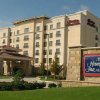 Отель Hampton Inn & Suites Legacy Park-Frisco во Фриско