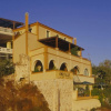 Отель Orsalia Luxury Suites, фото 1