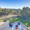 Отель Awesome Canyon Lake Home: Rooftop Deck & Fire Pit!, фото 18