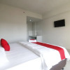 Отель RedDoorz Apartment near Summarecon Mall Serpong, фото 15