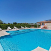Отель Classy Mobile Home in Banjole With Garden, фото 12