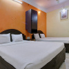 Отель SPOT ON 39787 Radha Krishna Deluxe Lodge, фото 3