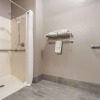 Отель Quality Inn & Suites, фото 7