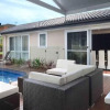 Отель POOLSIDE Gerringong 4pm check out Sundays, фото 15