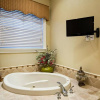 Отель Villa W157 with Separate Guest Suite, фото 9