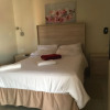 Отель Pleassure Suites, фото 1