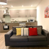 Отель Queens House Apartments Coventry, фото 2