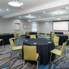 Отель Holiday Inn Express Arlington, an IHG Hotel, фото 19