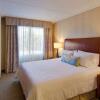 Отель Hilton Garden Inn Lakewood, фото 31