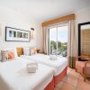 Отель 3 Bedroom Apartment in Gated Complex with Pool Vila Sol Resort, фото 9